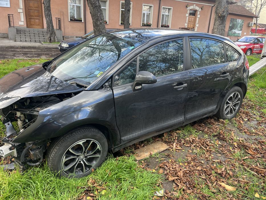 Citroen C4 1.6HDI на части