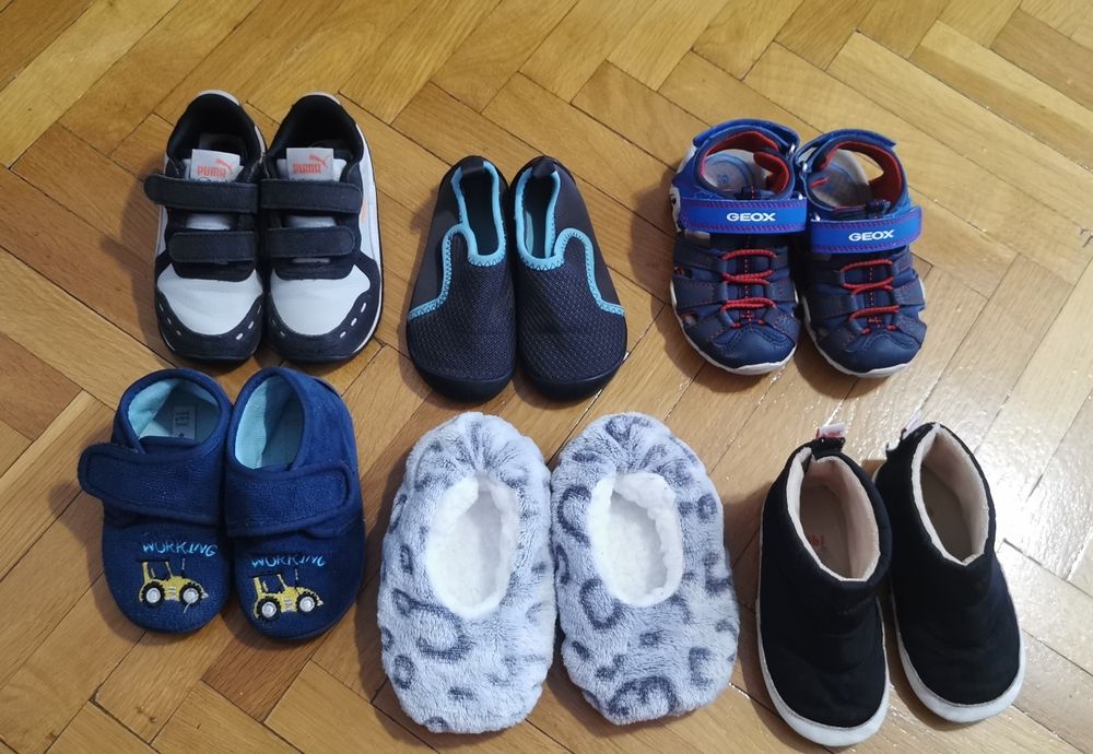 Papuci 22-23 copii