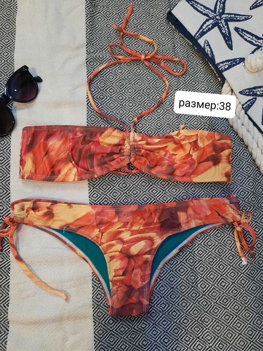 Бански от две части