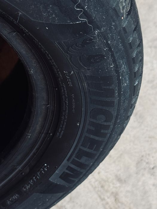 Продам шину 3 шт MICHLIN