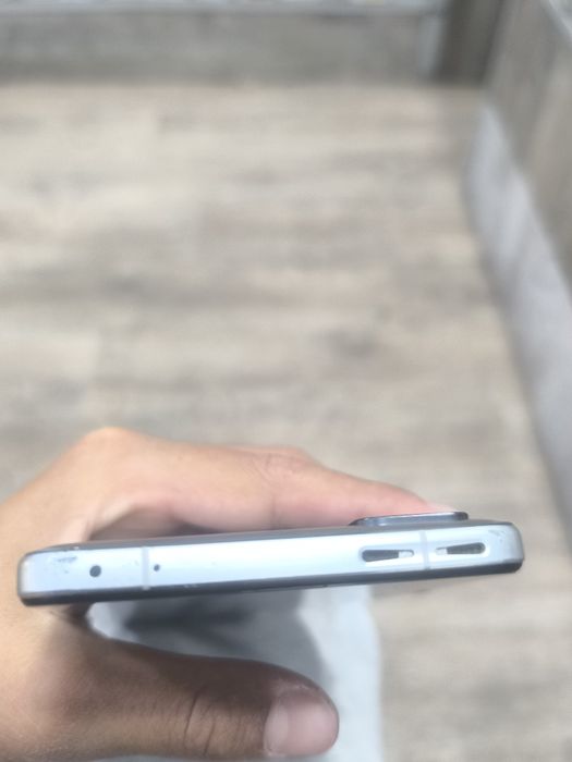 Продам poco f4 gt