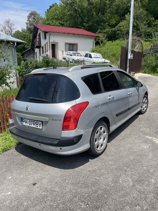 Peugeot 308 - 2012