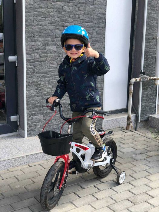 Bicicletă pentru copii de 4–6 ani
