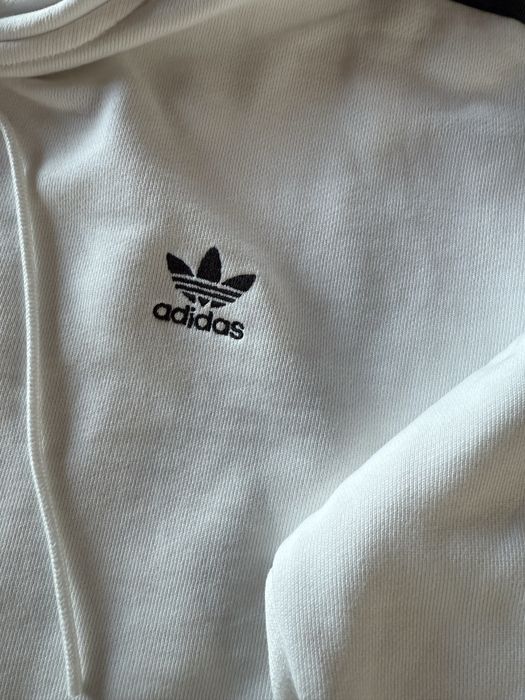 Дамски суичър на Adidas