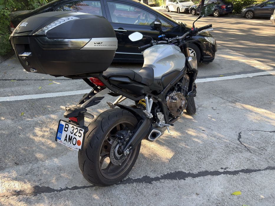 Honda CB650R 2021 ~4500km