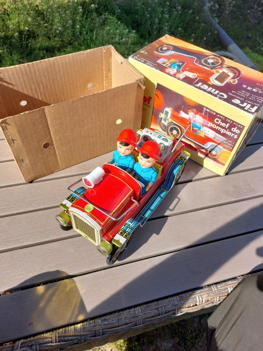 Jucarie veche chinezeasca din tabla