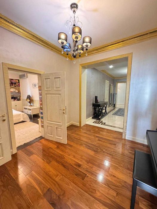Продажа 5-комнатной квартиры