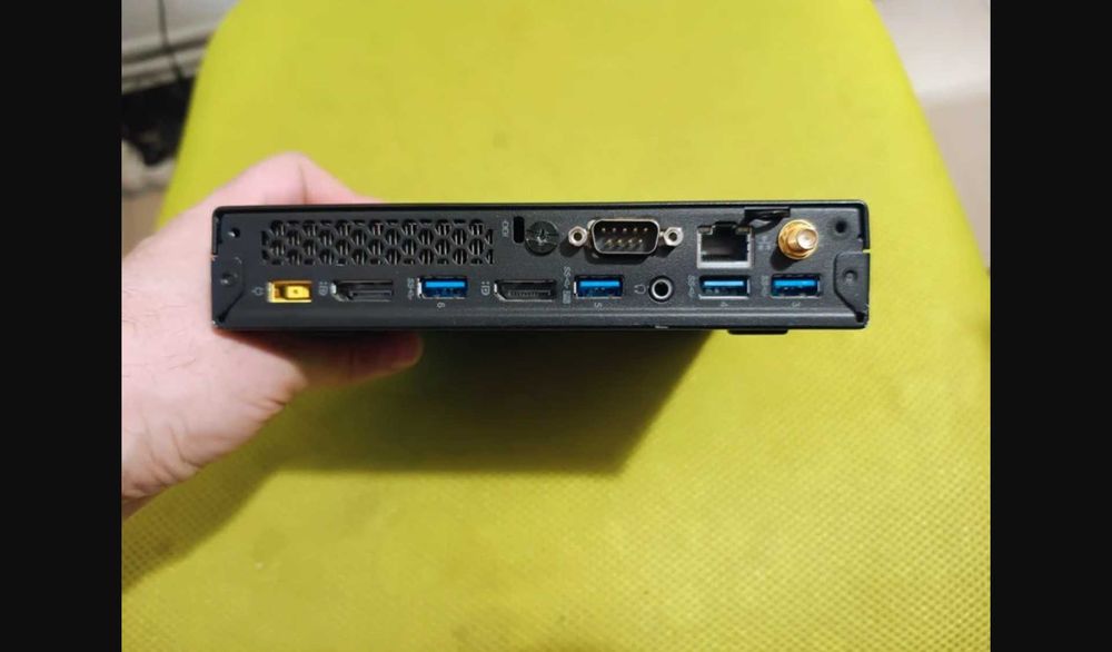 mini PC Lenovo M700 Intel Core i5-6500T/8GB RAM/SSD 120GB/Wi-Fi