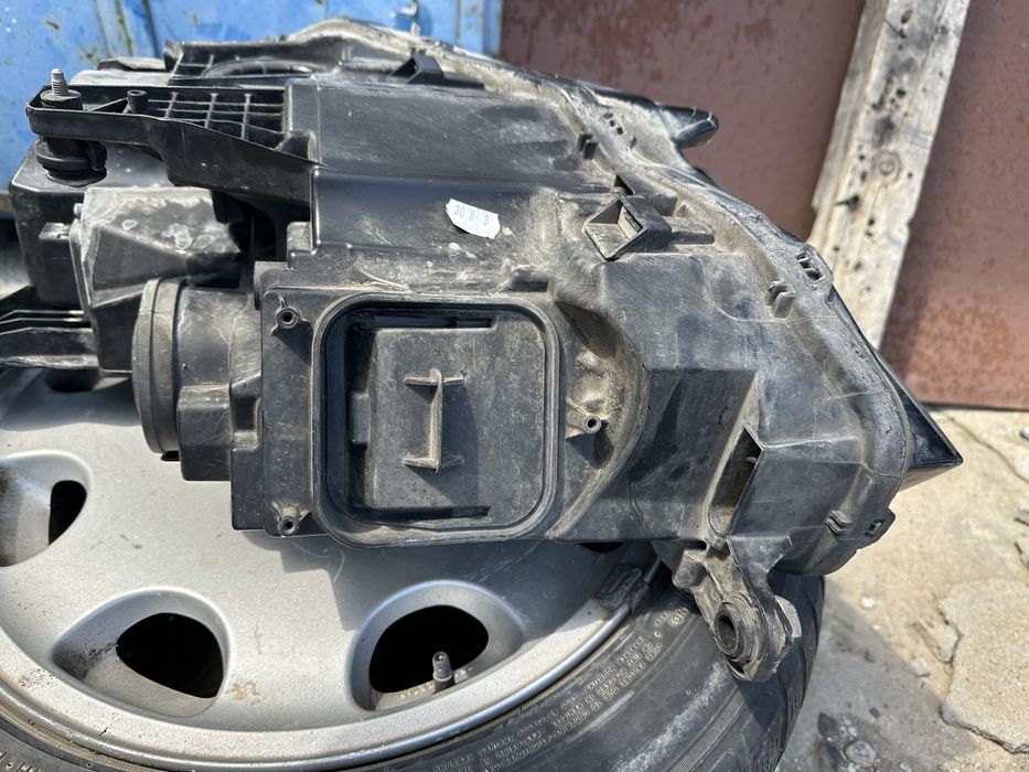 VW Passat b8 десен фар Full Led