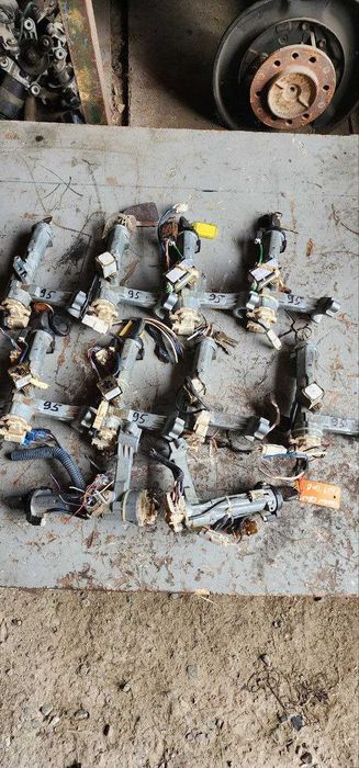 Замок зажигания    Prado 95