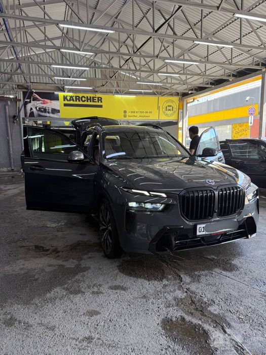 BMW X7 40i full 2023