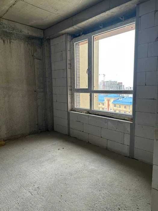 Продаётся квартира (коробка) 2/11/13, ЖК "Celebrity residence", 60м2