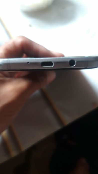 Самсунг галаксый