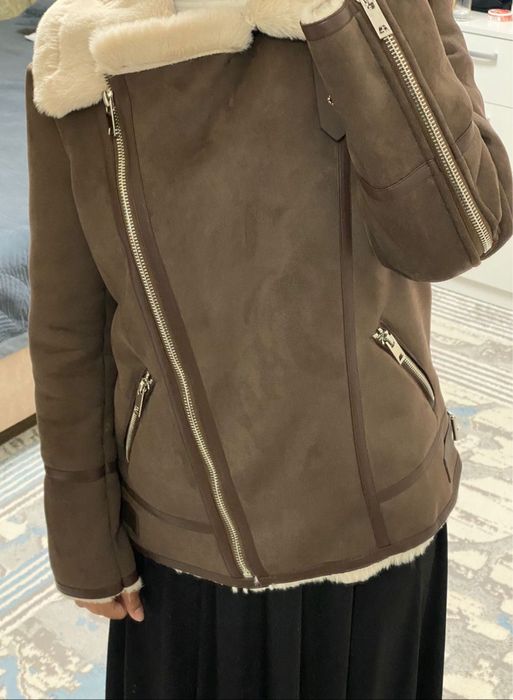 Дубленка ZARA, очень теплая, стильная