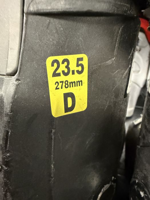 clapari head edge lyt 7 mondo 26,5-26-25,5- 24,5 si 23,5 europa 41-40-39 -38 si 36