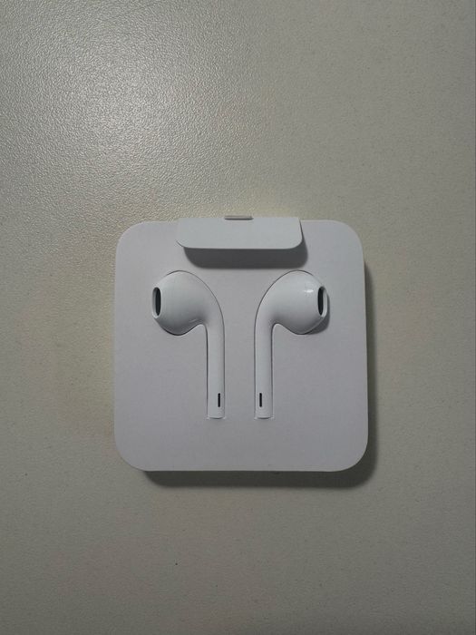 Căşti originale in-ear Apple Earpods Lightning, noi, sigilate
