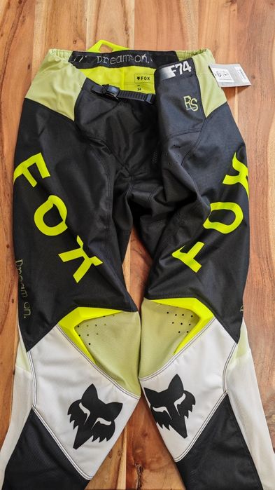 Vând pantaloni enduro/ATV Fox