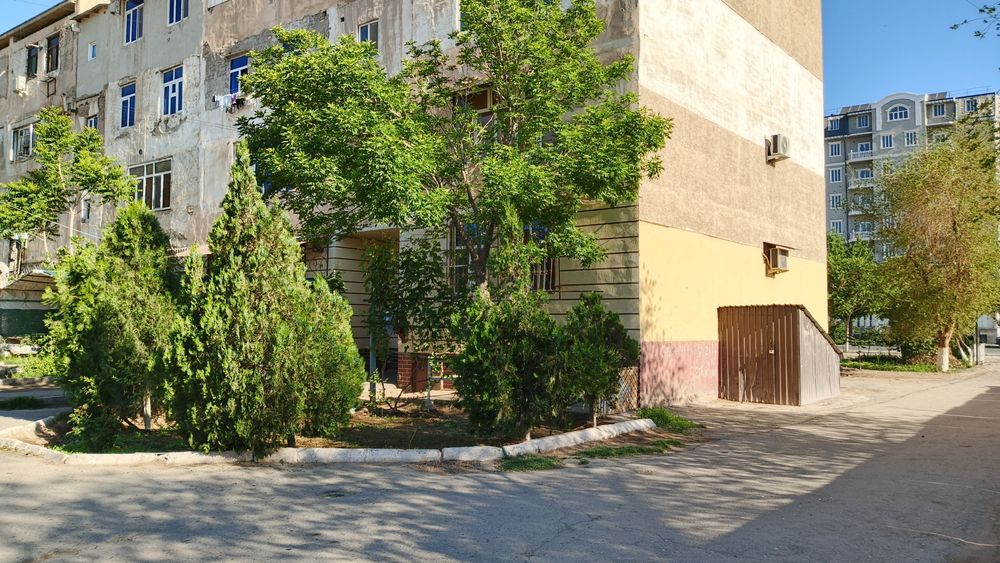 1 etajda uglavoy