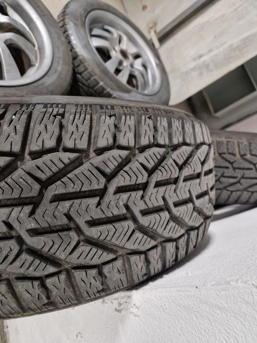 Jante BMW 16 cu anvelope iarna