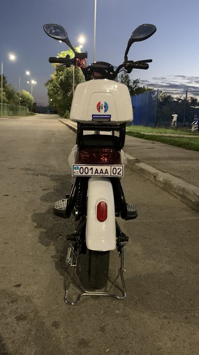 Электроный скутер