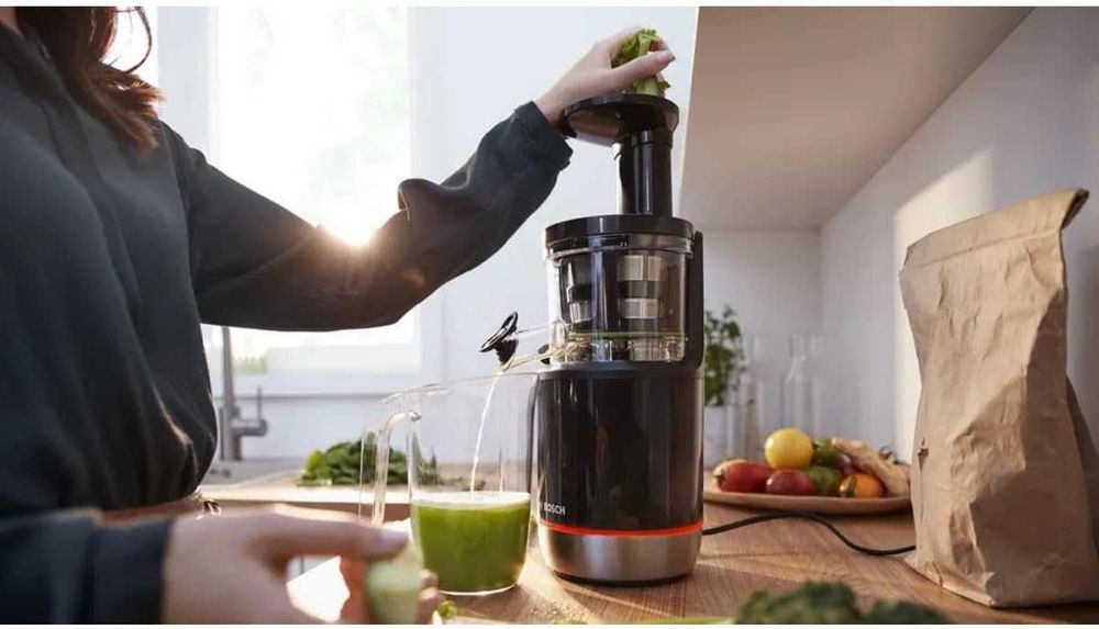 Бавна сокоизстисквачка Bosch VitaExtract (MESM731M) 150W