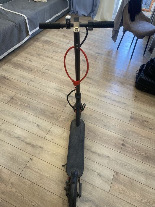 Xiaomi Mi Electric Scooter