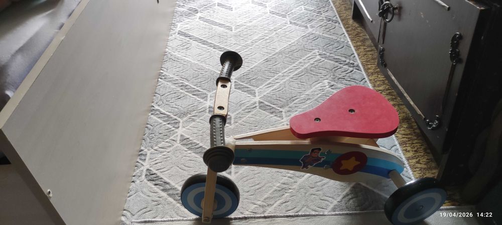 Дървено колело триколка за 1 годишна възраст