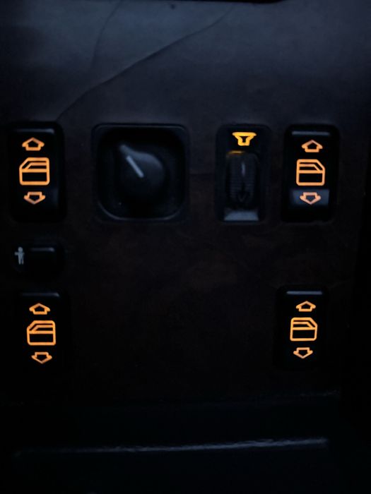 Продаётся Mercedes 124 ешка