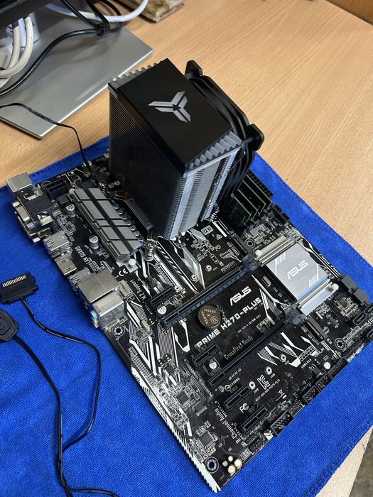 I5 6500, Asus Prime H270-Plus, 16gb ram ddr4