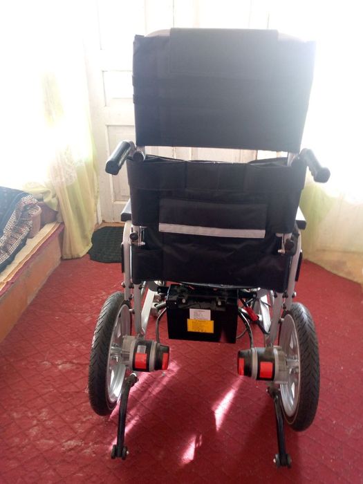 Nogironlar aravasi elektron