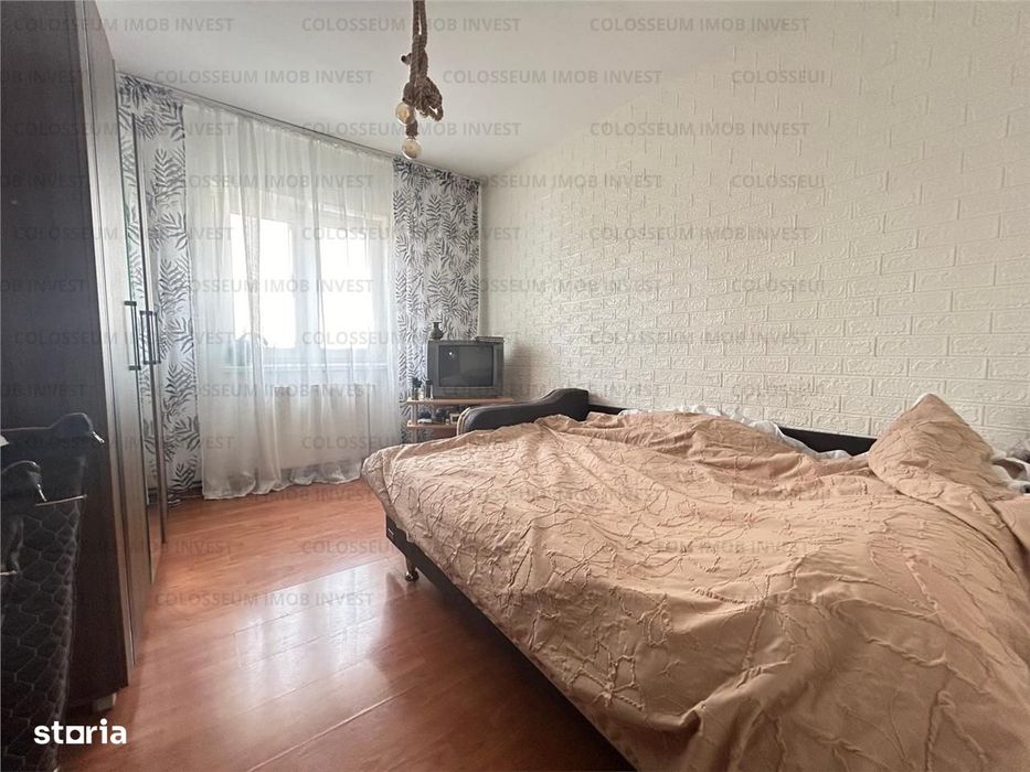 Apartament decomandat, 3 camere, 2 bai, 2 balcoane, spatios, zona Noua