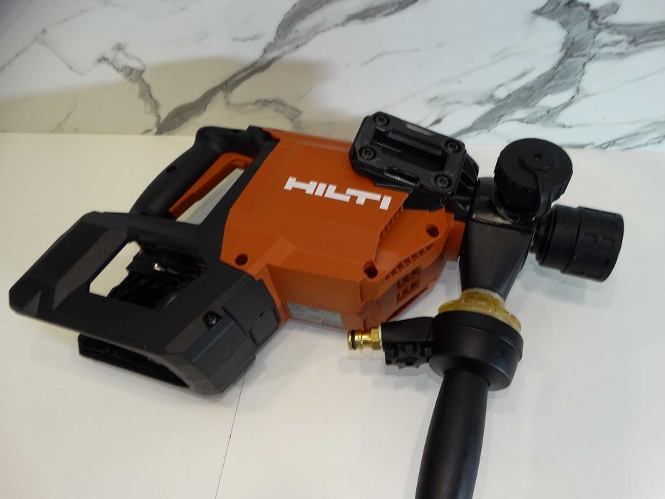 2026 - Hilti DD 150 U - 22 / Nuron - Акумулаторна диамантено пробивна машина
