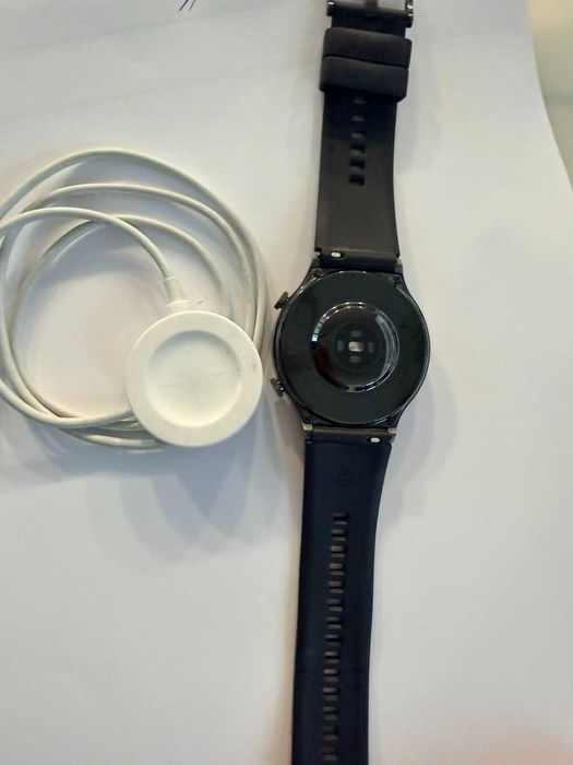 Часовник Huawei GT2  + подарък 2 нови каишки