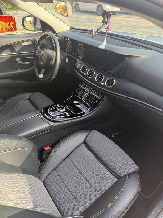 Vand mercedes E220 9g 198 cai
