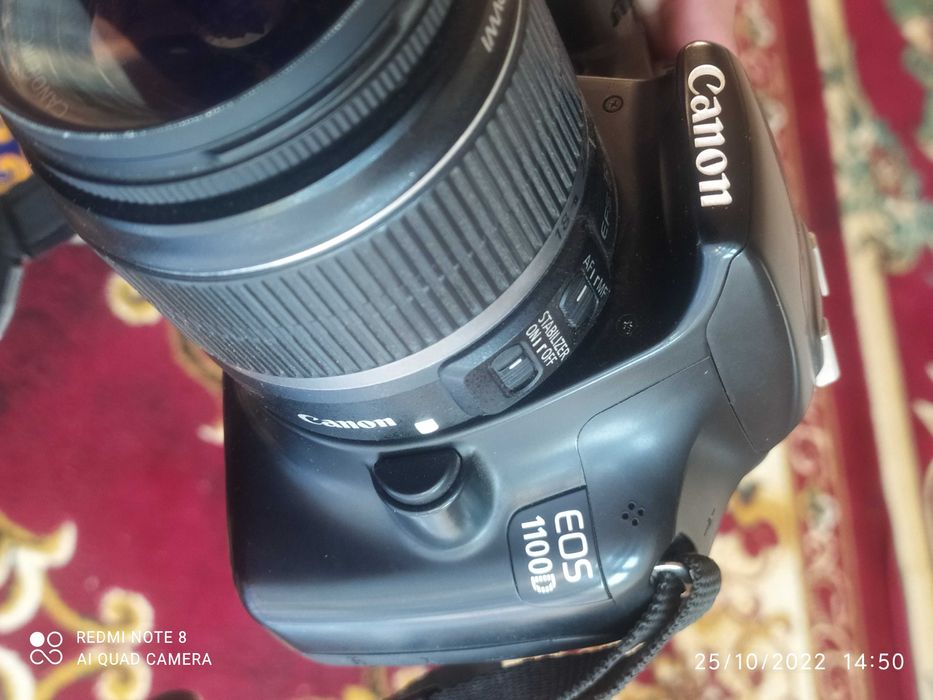 Canon EOS  1100D