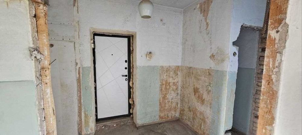 Продаётся 2-х комнатная квартира в 3 м/районе, Чирчик