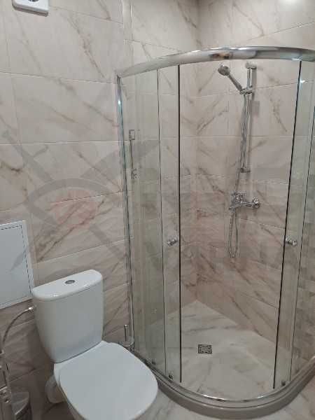 Дава се под наем двустаен апартамент във Възраждане 1! 21431202