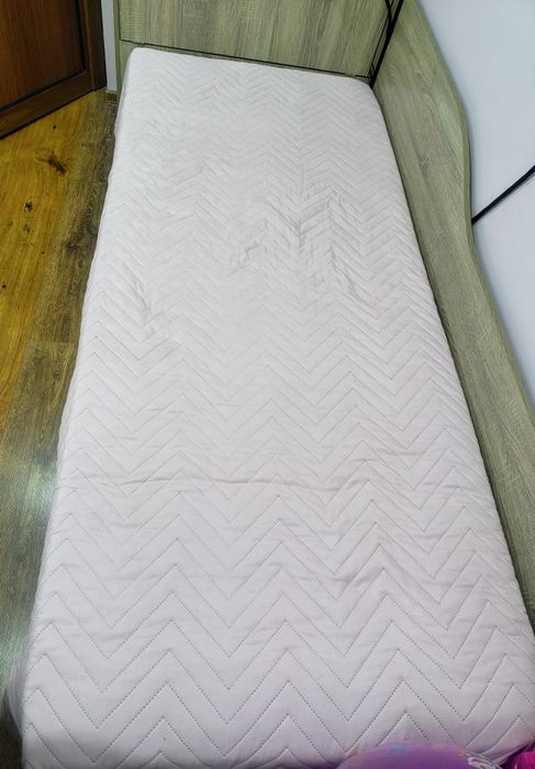 Единично легло с ракла размер 1.80/90