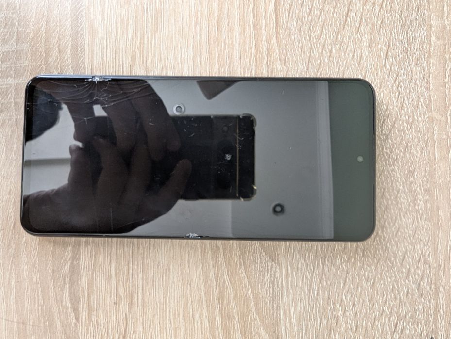 продам realme 14t 5G