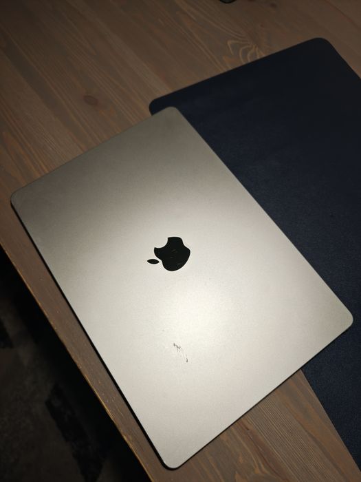 Macbook Air 15 m3 8/256