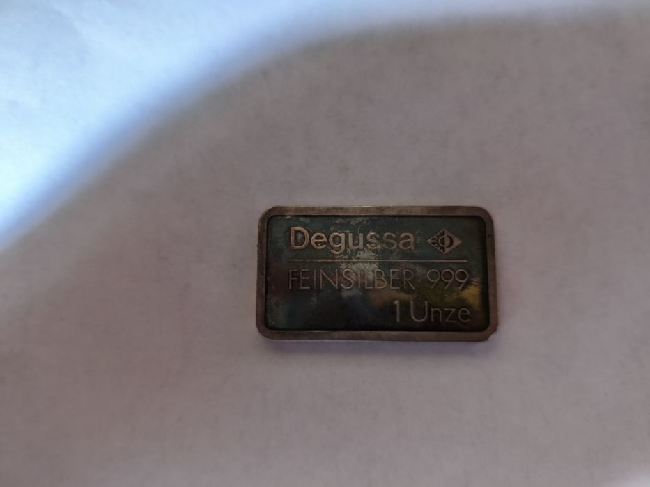 Продам серебро слиток 999 проба