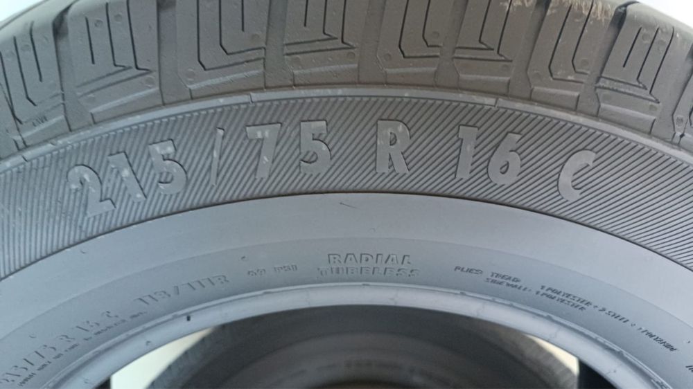 2бр гуми 215/75/R16C/Summer star3 van point S/dot1318г/10.5мм грайфер/