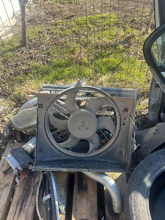 BMW  pentru dezmembrat motor segmentat folosit doar o lună