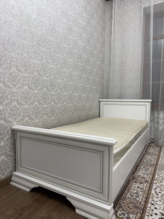 Спальный гарнитур в отличном состоянии!!!