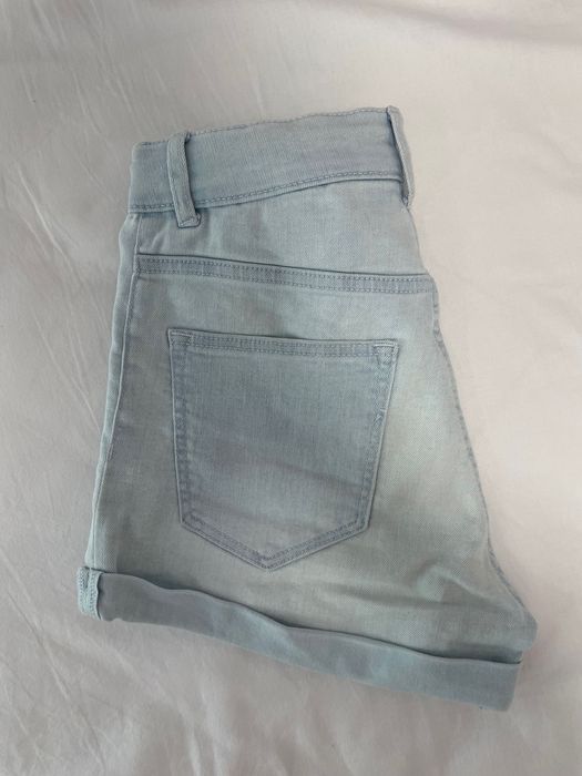 Pantaloni scurți H&M