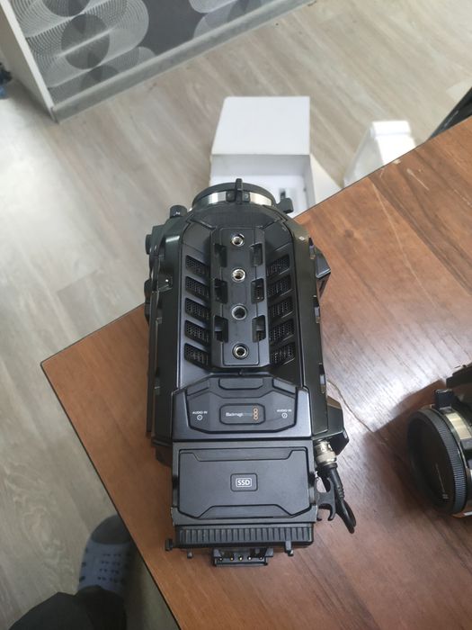 Цифровая кинокамера Blackmagic URSA Mini Pro 4.6K