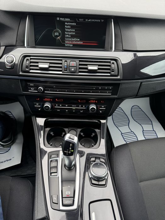 BMW 5 Series 2014 — imagine 32
