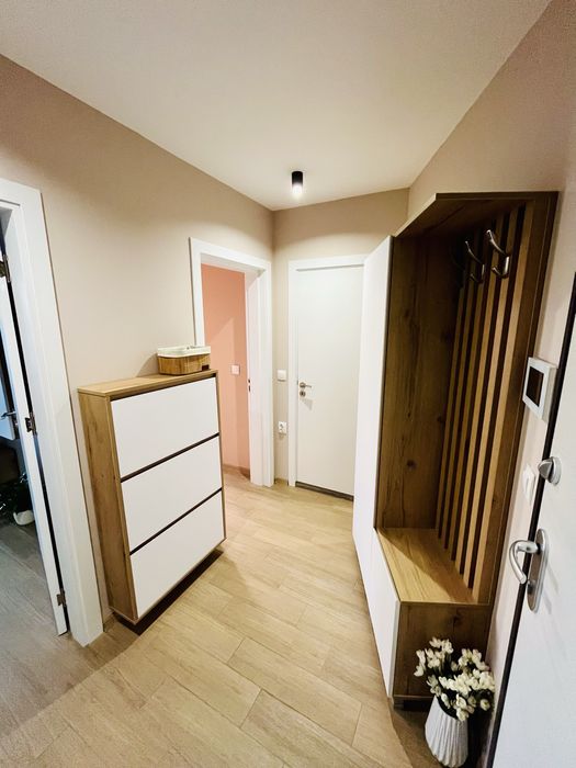 Продава се Двустаен апартамент в Русе, Център - 74 кв.м за 9 €/кв.м - Снимка #1