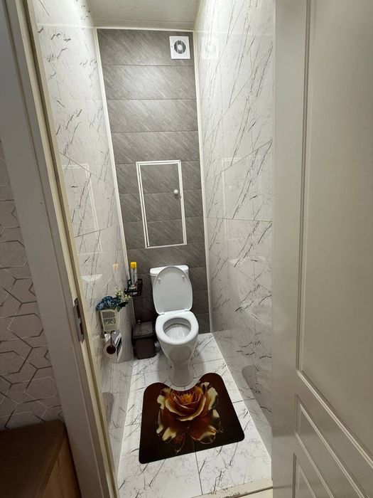 Chilonzor 10 mavze 2/3 xonali uy sotiladi