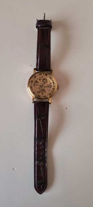 Vând sau schimb ceas mecanic